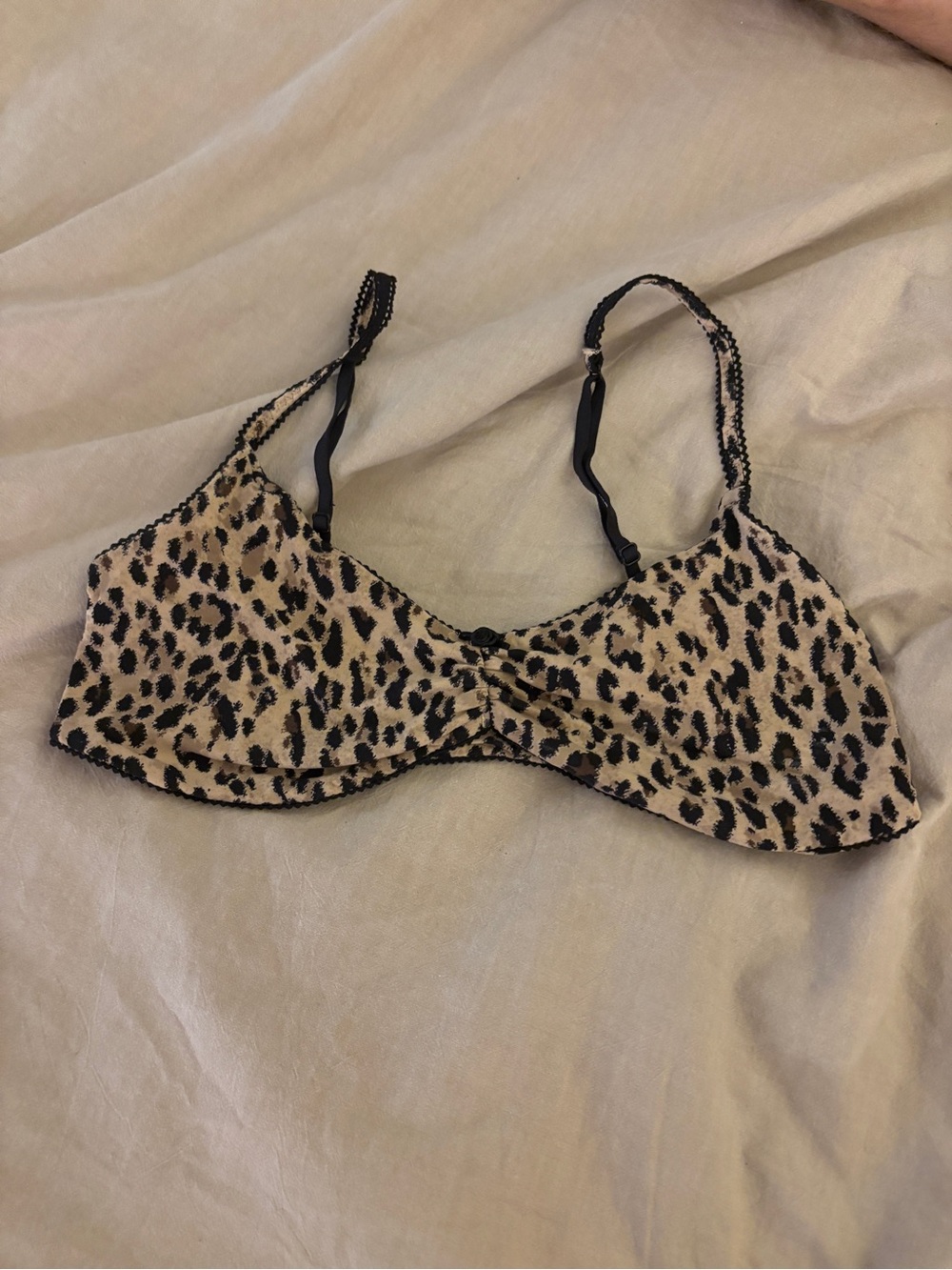 skims fits everybody picot skimpy scoop bralette leopard L